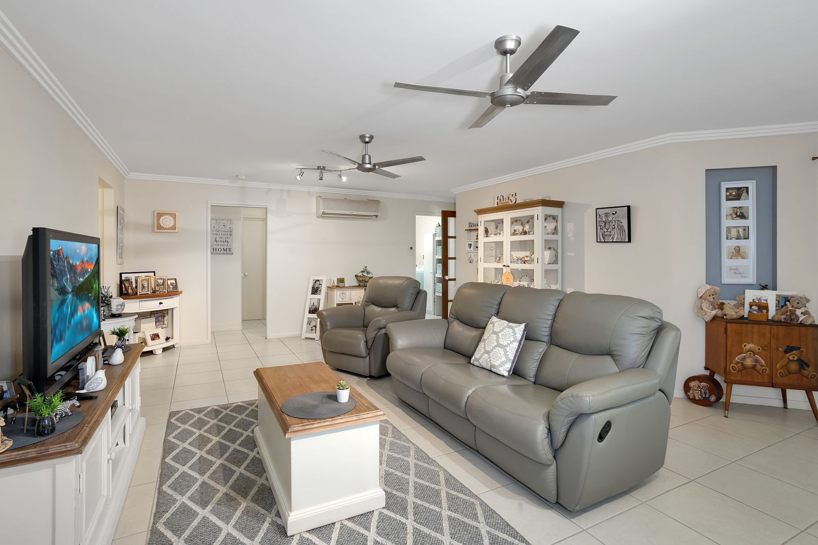 2 Emily Court, Norman Gardens QLD 4701, Image 1