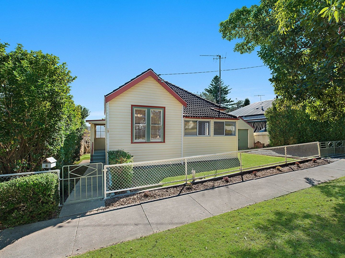 8 Martindale Street, Wallsend NSW 2287