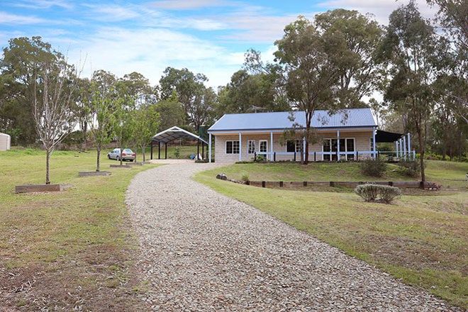 Picture of 10 Braeside Court, BOONAH QLD 4310
