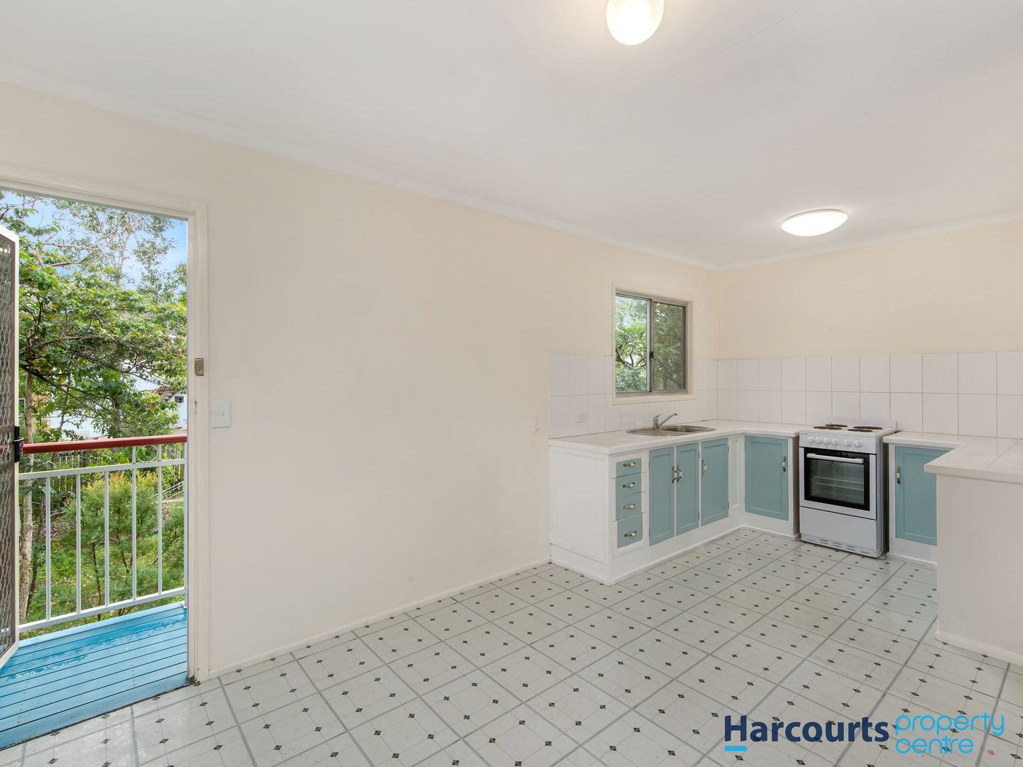 24 Birch Street, Kingston QLD 4114, Image 2