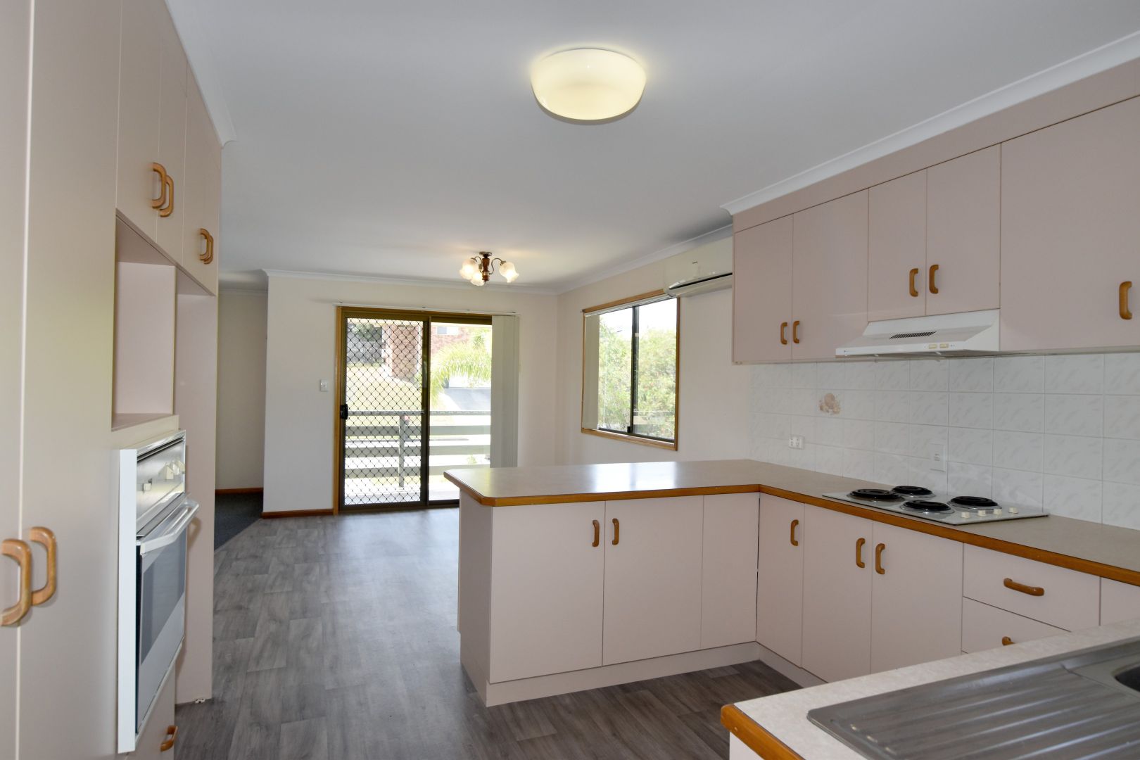 48 Clarance Drive, New Auckland QLD 4680 House For Rent 500 Domain