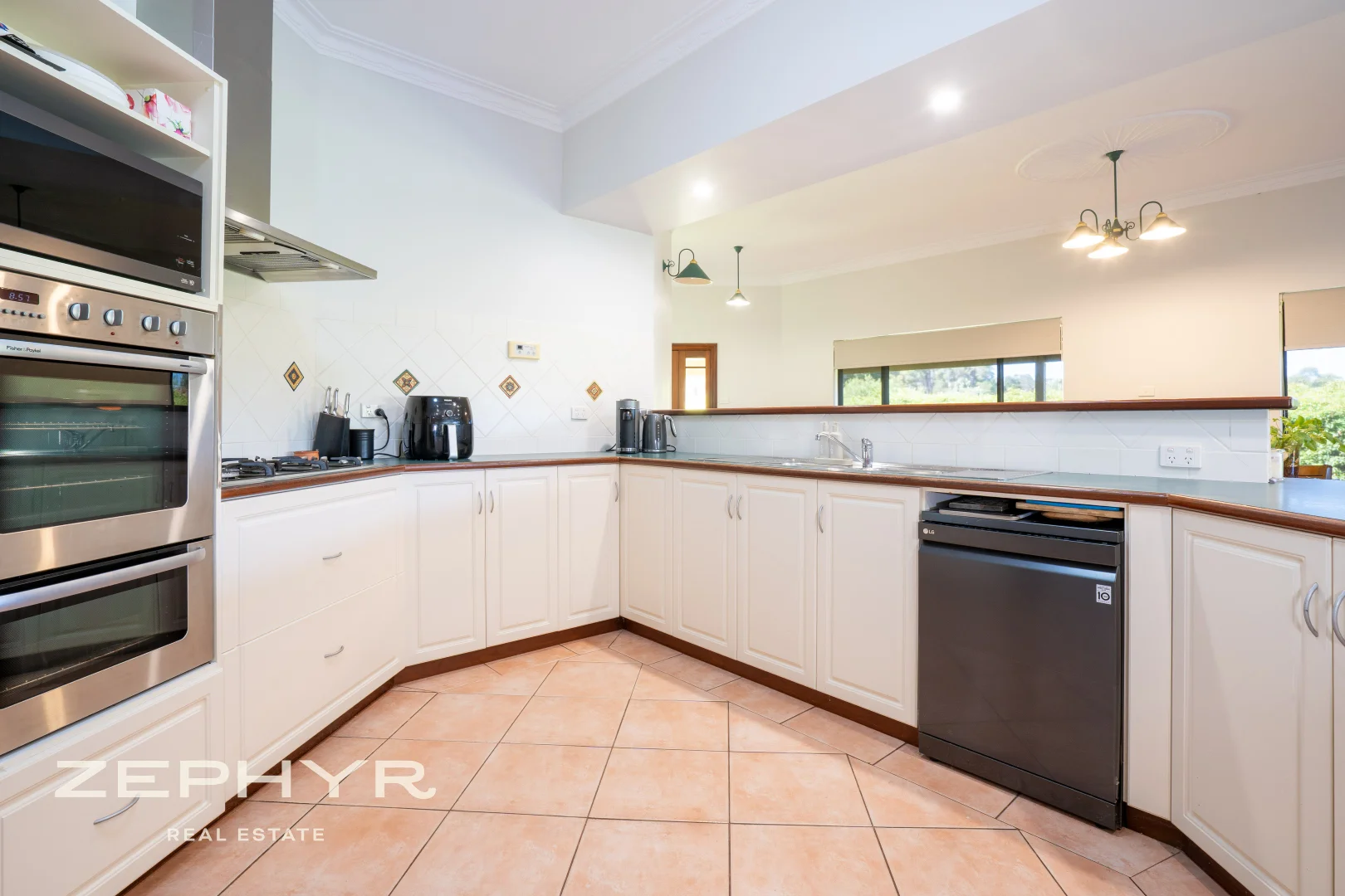 Additional image 14 of 11 The Dress Circle, Henty WA 6236