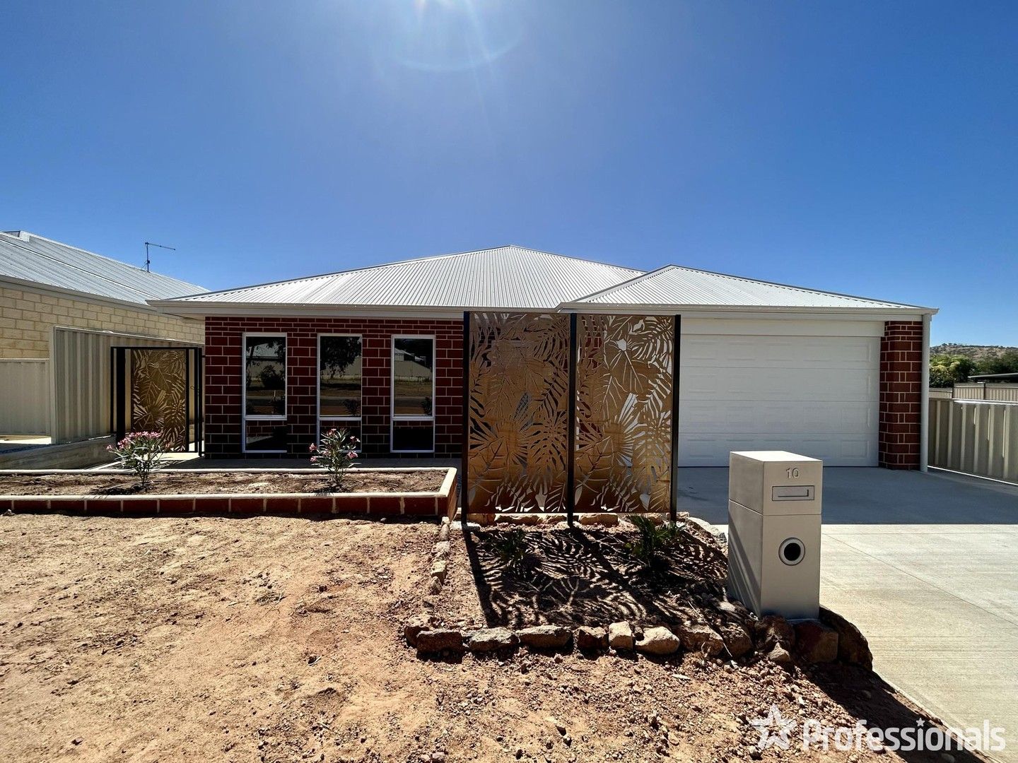 3 bedrooms House in 10 Durable Street YORK WA, 6302