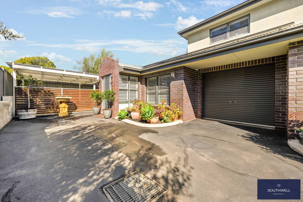 Picture of 2/1A Lae Avenue, EAST TAMWORTH NSW 2340