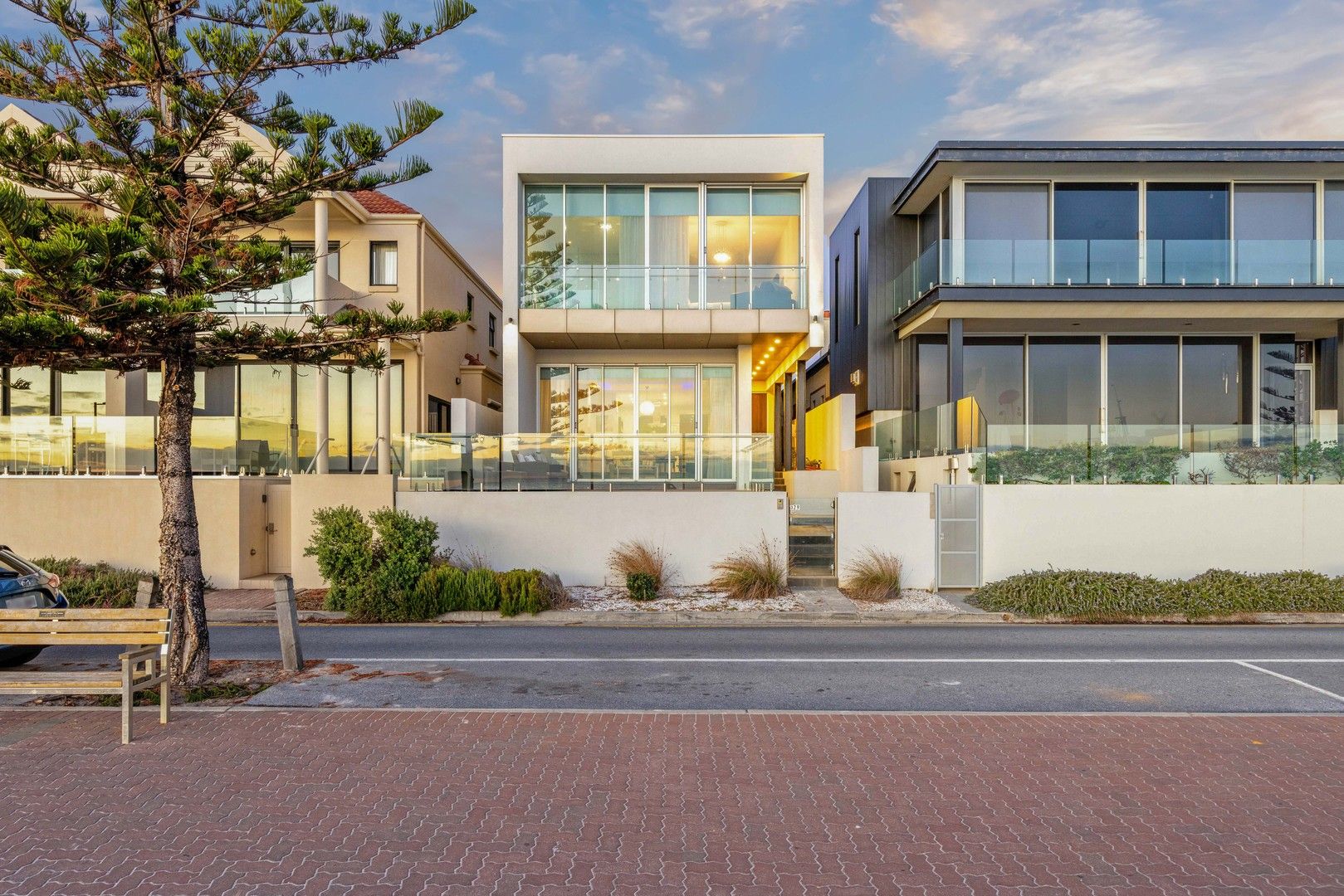 329 Esplanade, Henley Beach SA 5022, Image 0