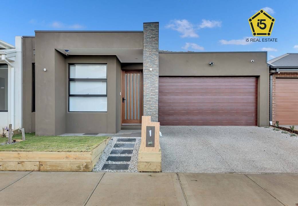 4 bedrooms House in 16 Flintwood Street TARNEIT VIC, 3029