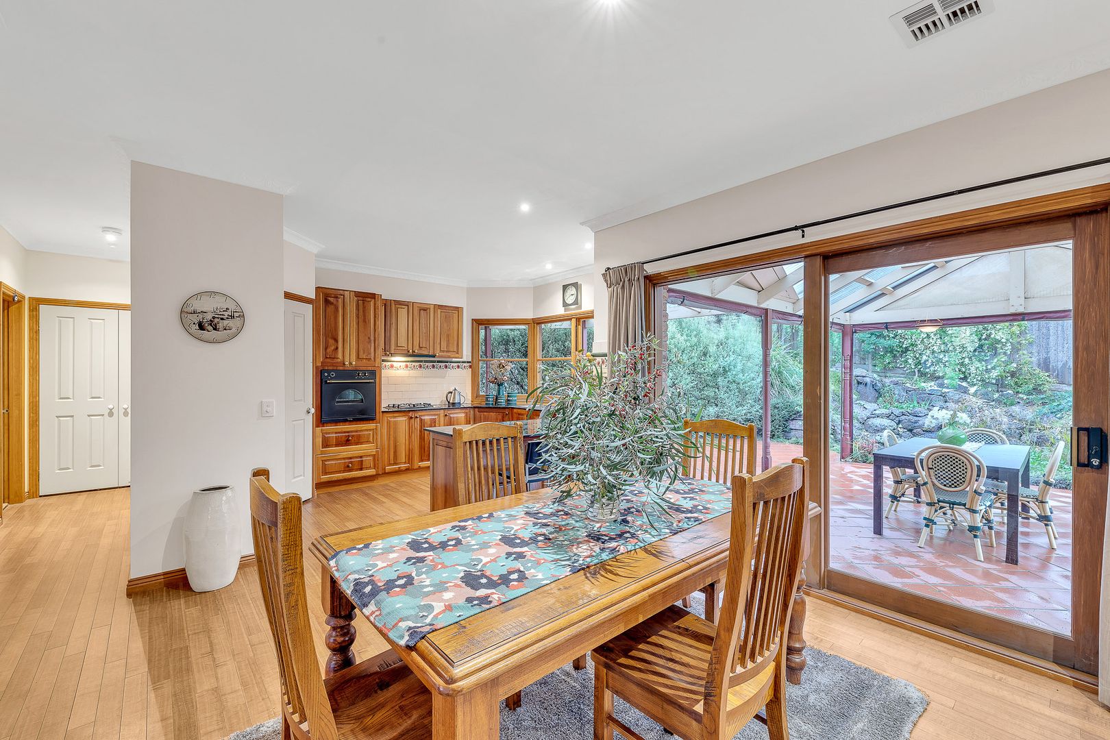 2 Bannon Avenue, Sunbury VIC 3429 House For Rent 1,000 Domain