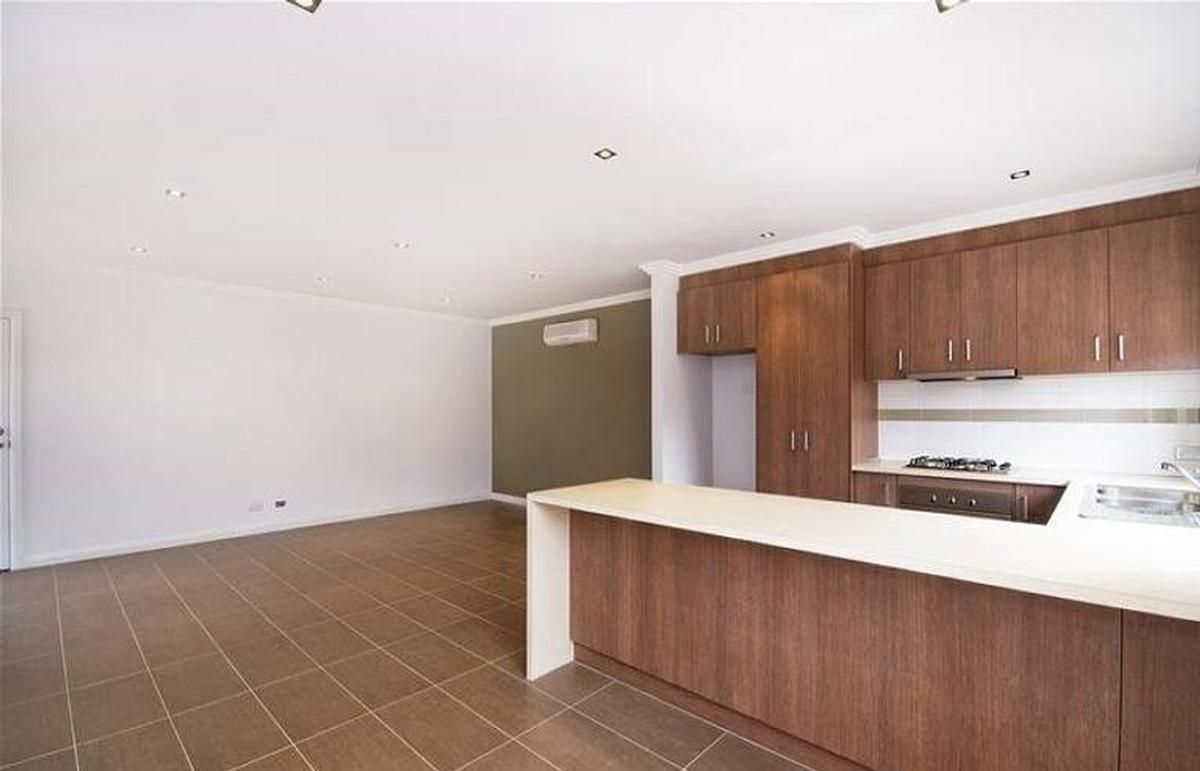 11A Moreton Court, Hoppers Crossing VIC 3029, Image 2