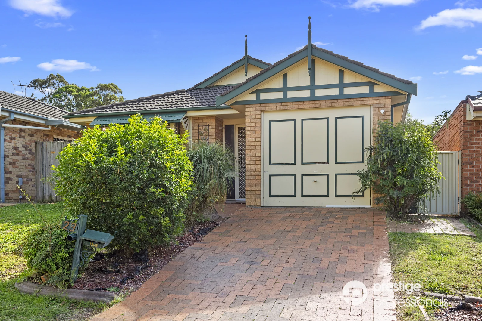 23 Woburn Abbey Court, Wattle Grove NSW 2173