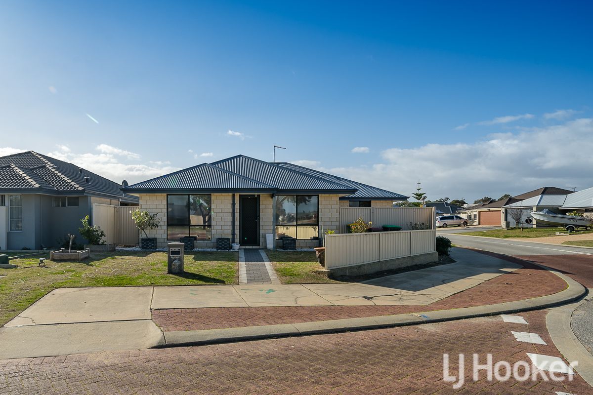 4 bedrooms House in 21 Arnside Bend WAIKIKI WA, 6169
