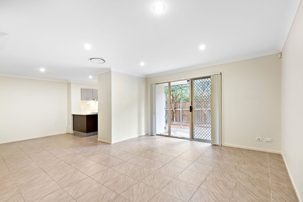 50/2 Weir Drive, Upper Coomera QLD 4209, Image 2