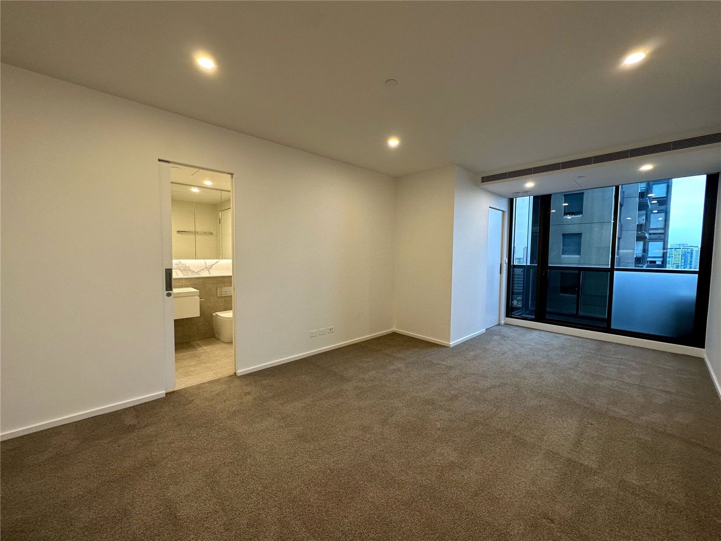 1602/81 City Road, Southbank VIC 3006, Image 1