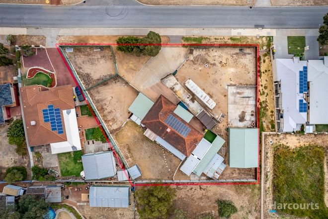 Picture of 6 Weld Road, SWAN VIEW WA 6056