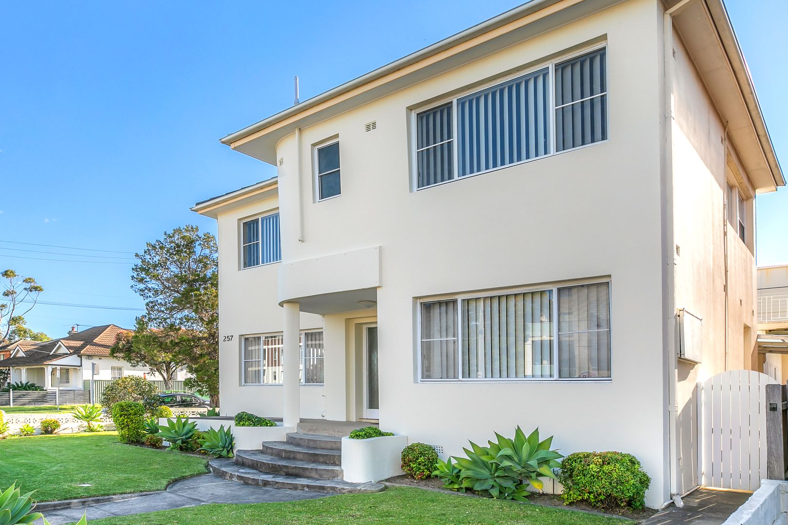 257 Rocky Point Road Ramsgate Nsw 2217 House For Rent 600 Domain