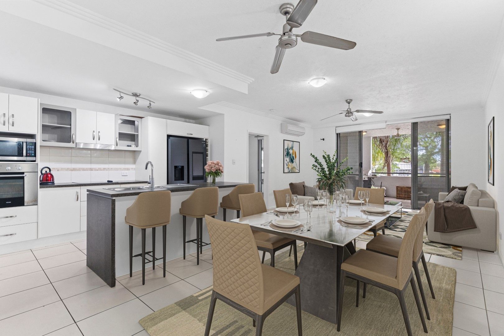 26/9-15 McLean Street, Cairns North QLD 4870, Image 2
