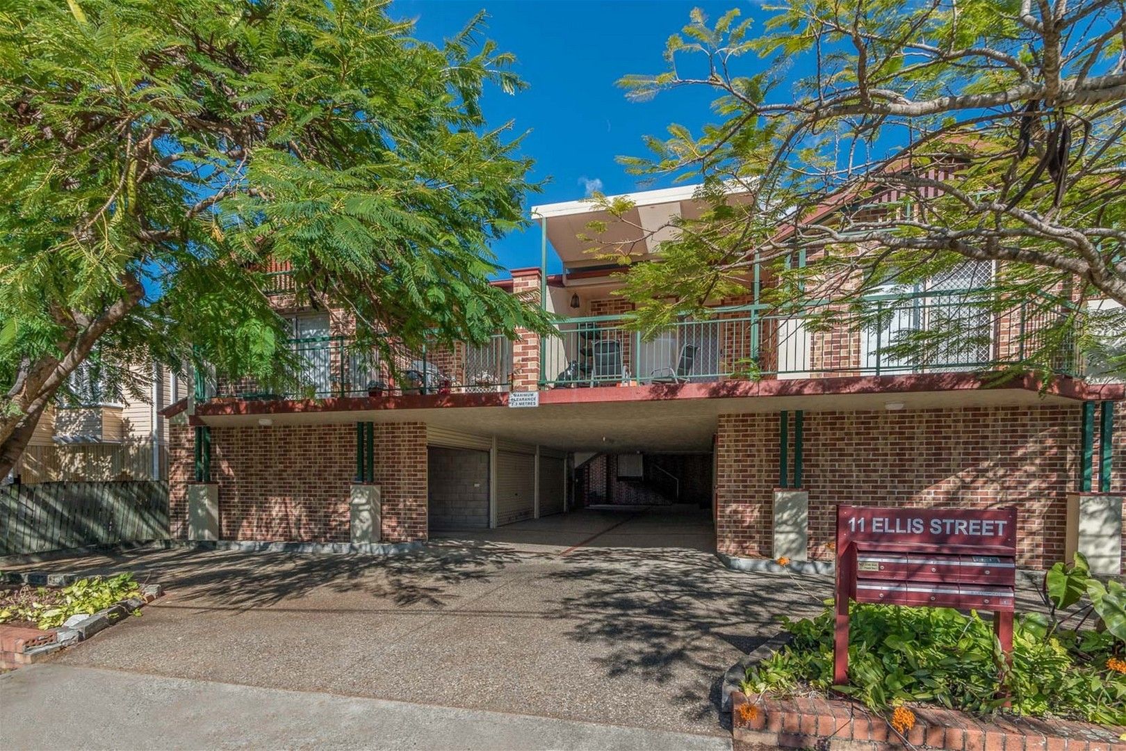 2 bedrooms Apartment / Unit / Flat in 4/11 Ellis Street STONES CORNER QLD, 4120