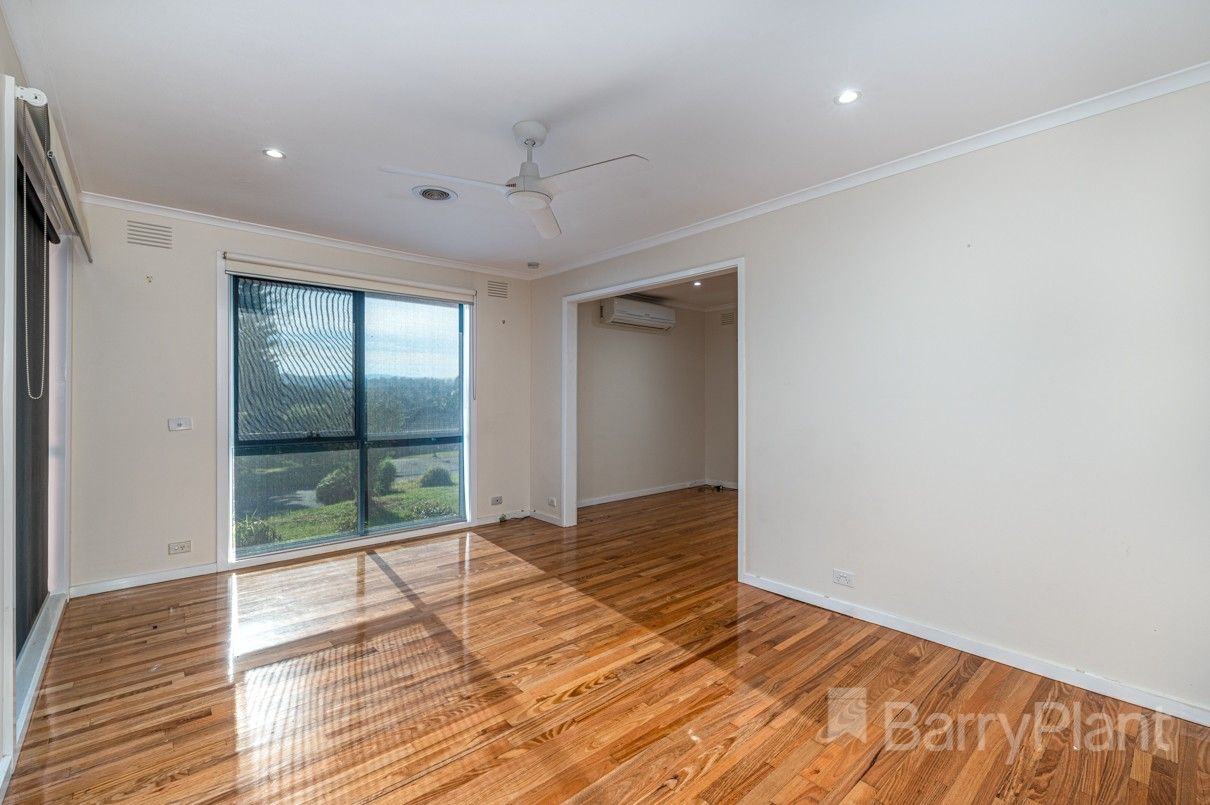 14 Aaran Close, Endeavour Hills VIC 3802, Image 1