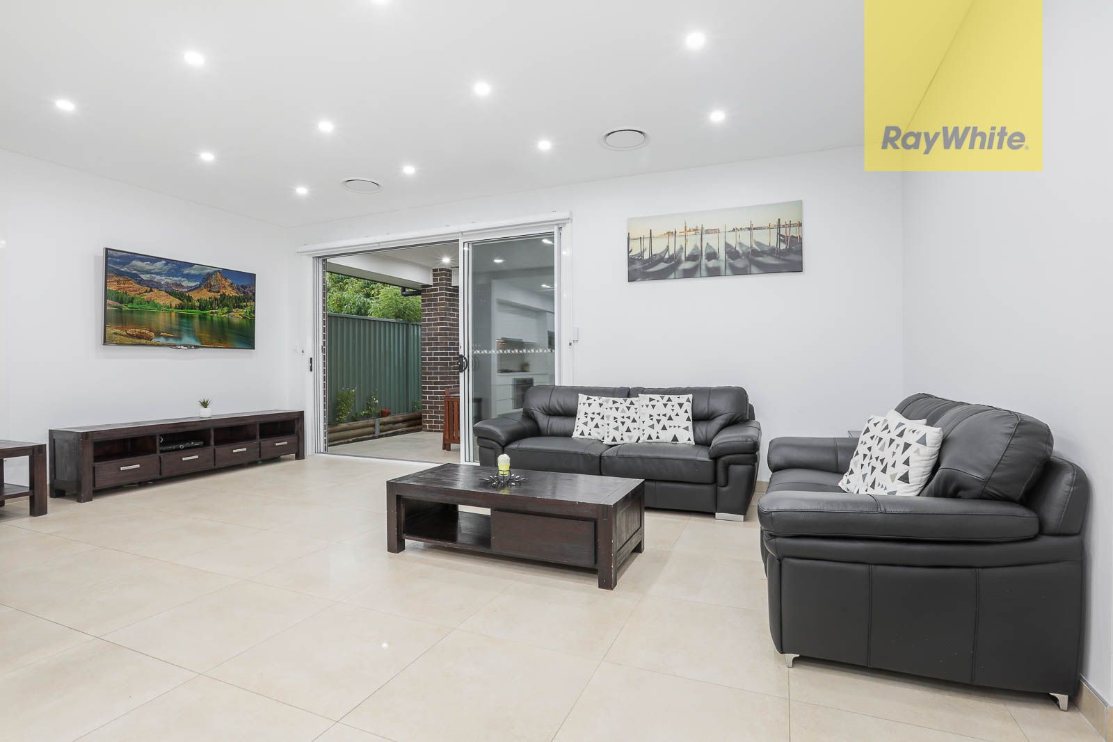 5 Craddock Street, Wentworthville NSW 2145, Image 2