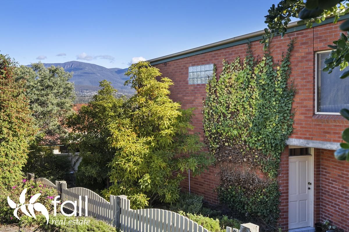 2 Vista Street, Rose Bay TAS 7015, Image 1