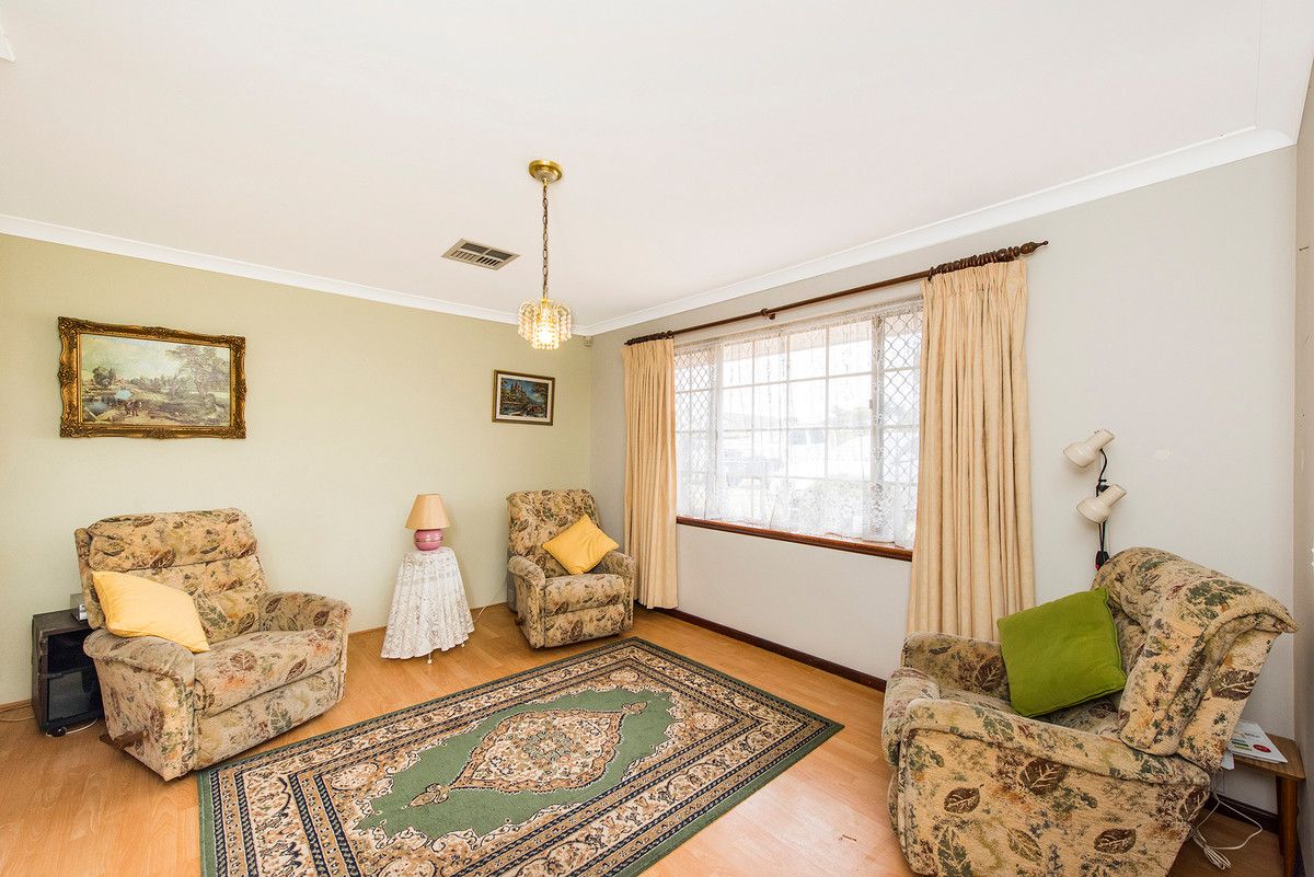 13B Townson Place, Leeming WA 6149, Image 2