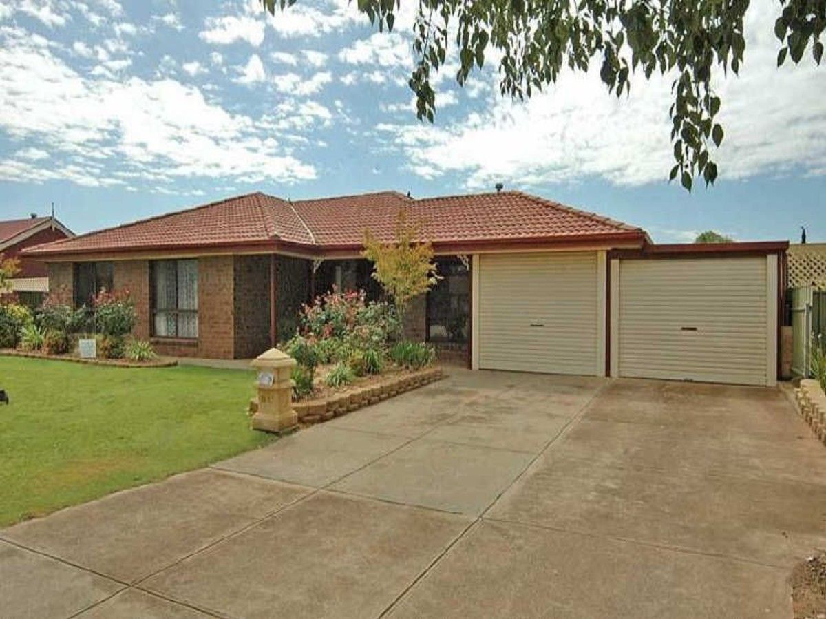 27 President Avenue, Andrews Farm SA 5114 House For Rent Domain