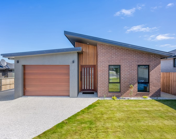 10 Mabel Close, Rokeby TAS 7019