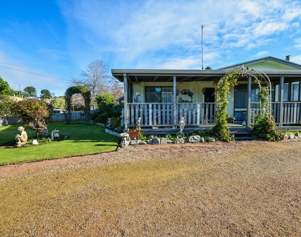 10 Harbour Court, Paynesville VIC 3880