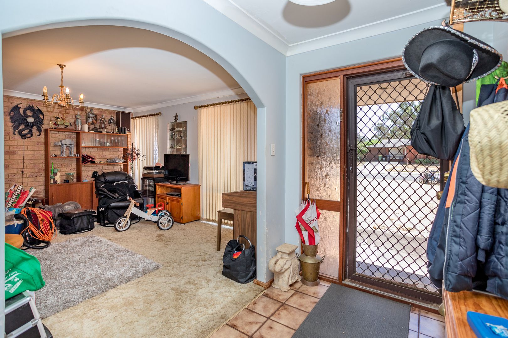 11 Cordelia Road, Armadale WA 6112, Image 1