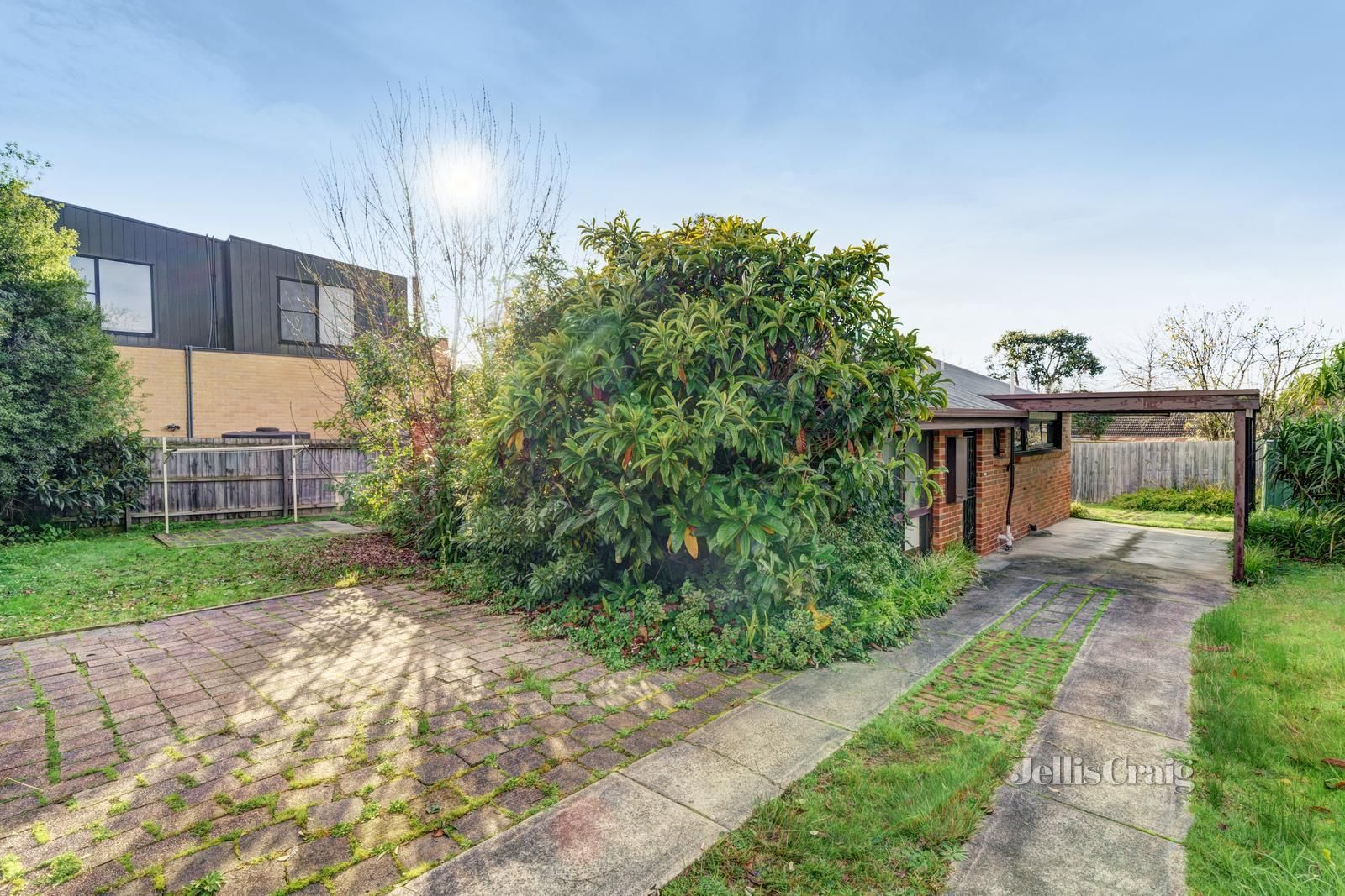 3 bedrooms Apartment / Unit / Flat in 2/15 Birdwood Street BOX HILL SOUTH VIC, 3128