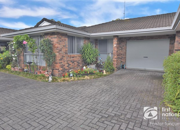 2/8 Bahama Place, Tuncurry NSW 2428