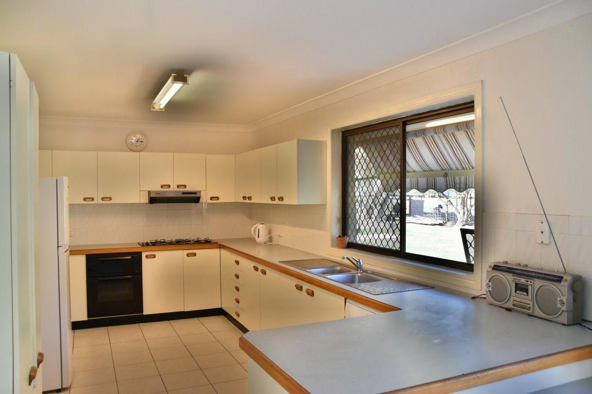 1 Ellen Court, Logan Village QLD 4207, Image 2