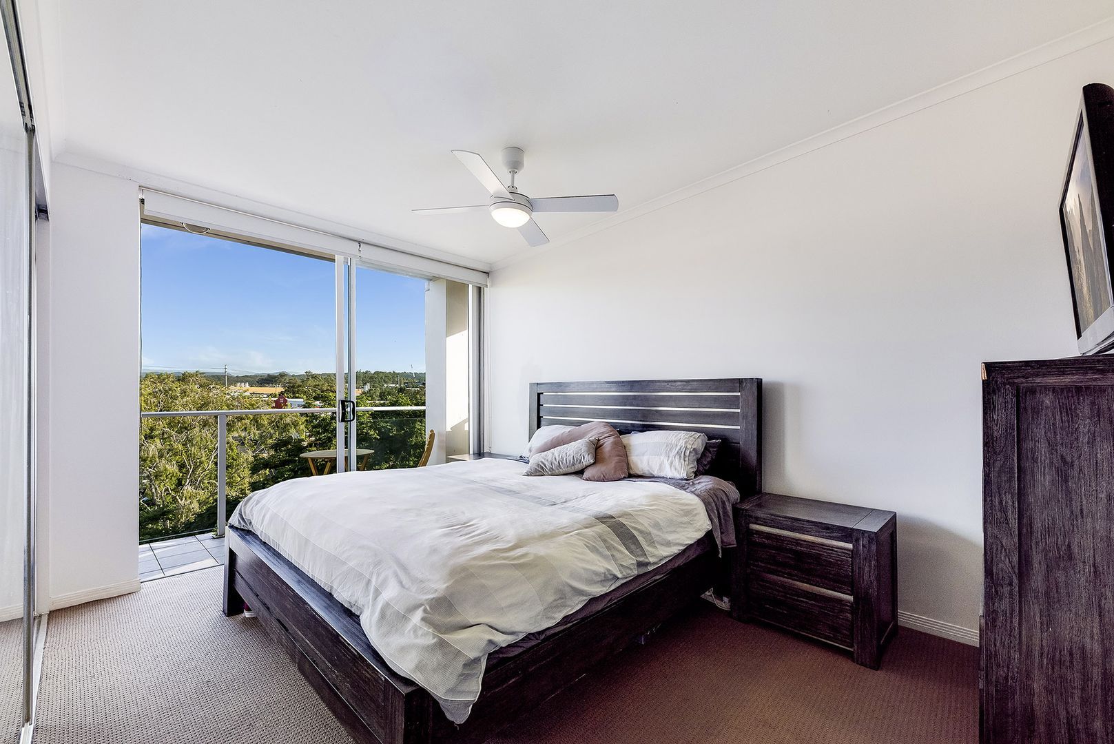 6301/12 Executive Drive, Burleigh Waters QLD 4220, Image 2