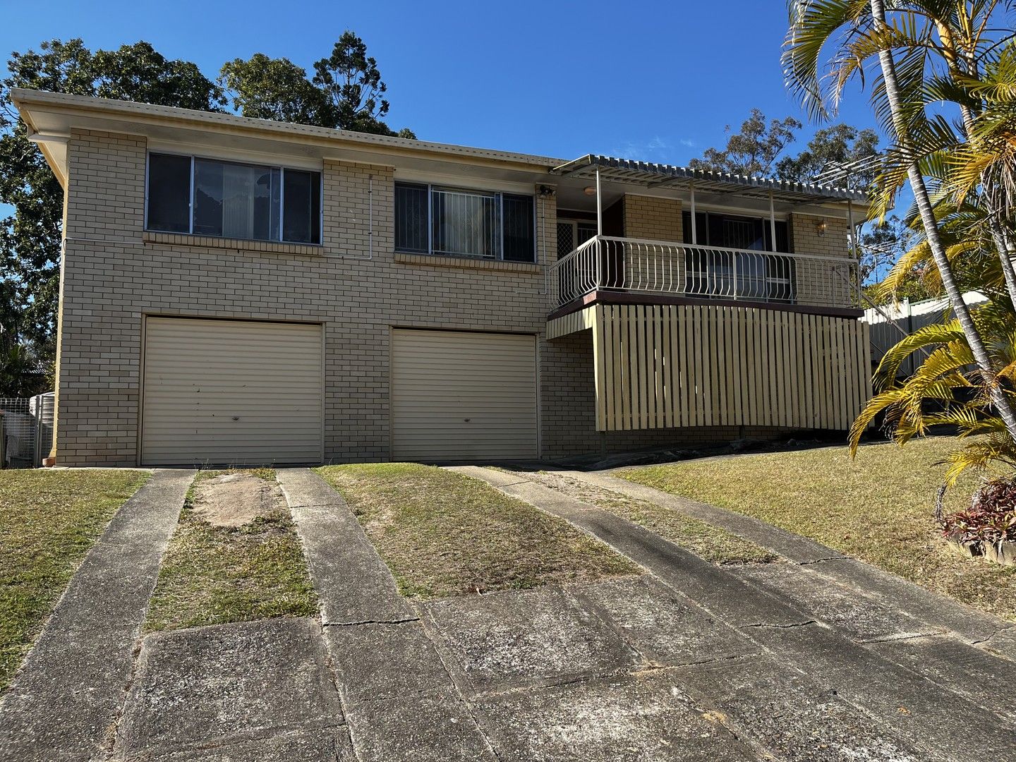 3 bedrooms House in 29 Sabot Street JAMBOREE HEIGHTS QLD, 4074