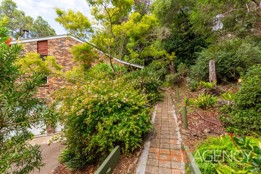 18 Yerambla Close, Eleebana NSW 2282, Image 1