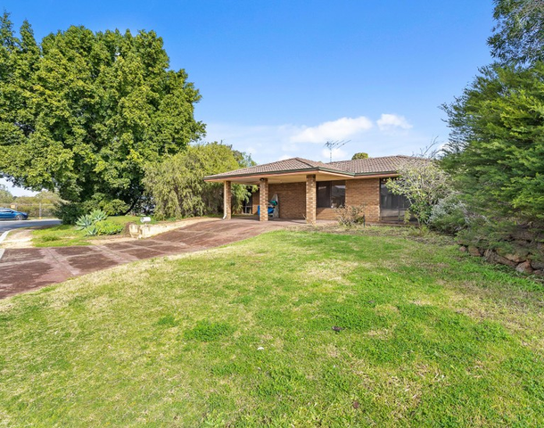 66 Bernard Manning Drive, Duncraig WA 6023