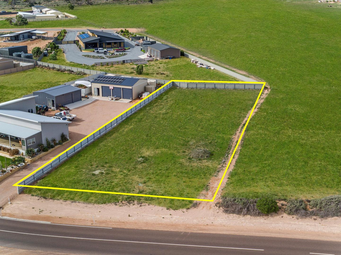 45 Bosanquet Boulevard, Ceduna SA 5690, Image 2