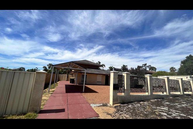 Picture of 4 Nutcher Way, PARMELIA WA 6167