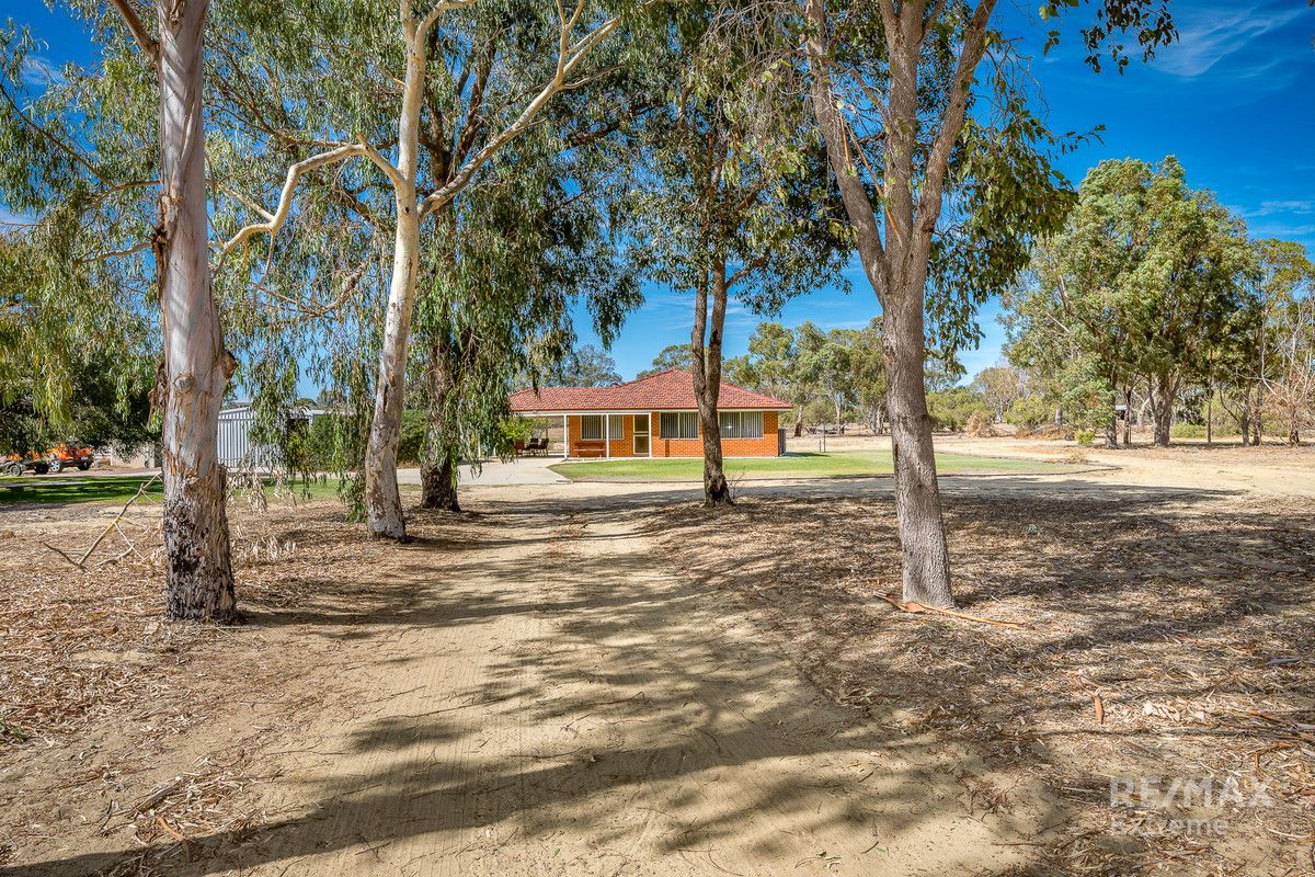 55 Blue Gum Crescent, Gabbadah WA 6041, Image 2