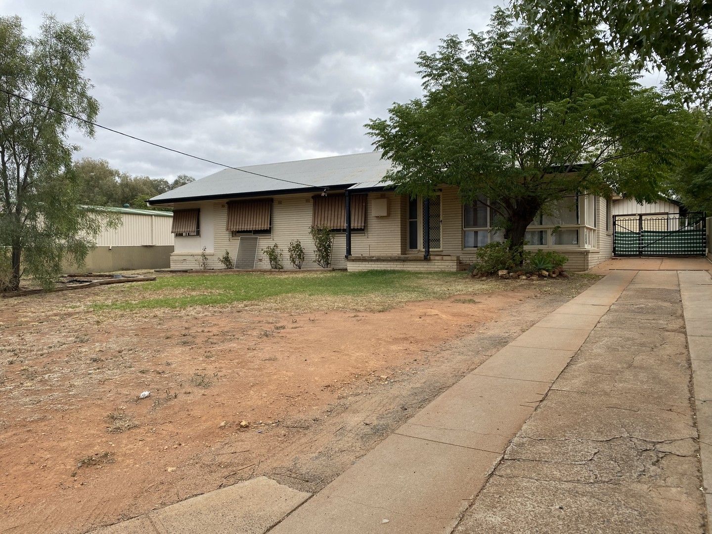 4 bedrooms House in 37 Barton Street COBAR NSW, 2835