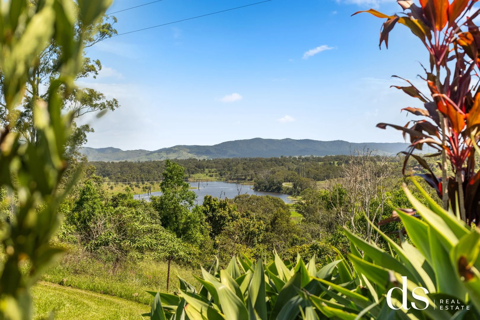 66 Billy Green Drive, Villeneuve QLD 4514