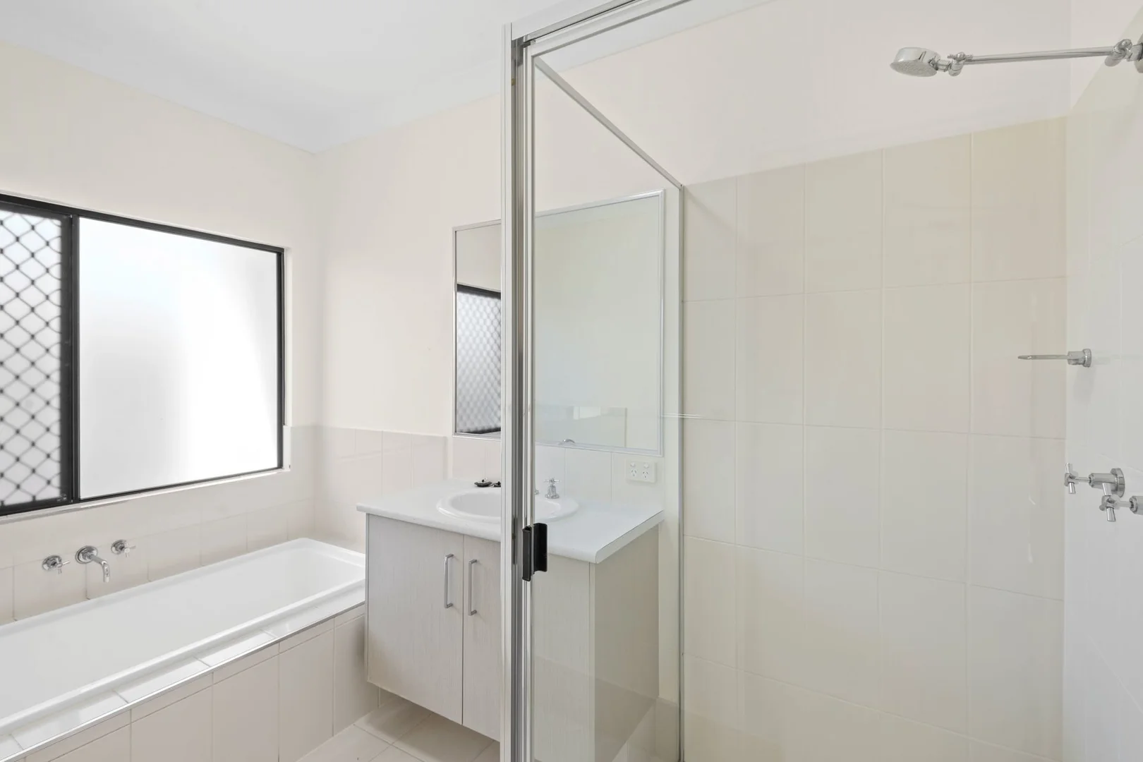 Additional image 15 of 10 Chandos Brace, Smithfield QLD 4878