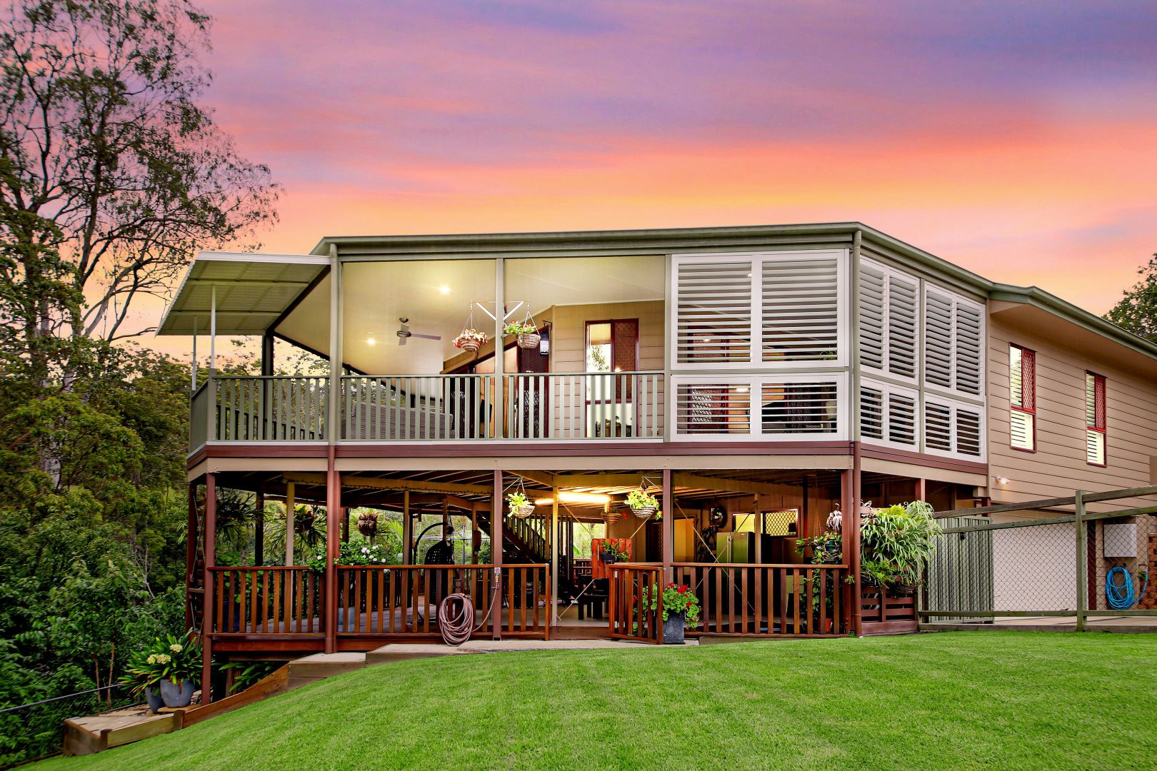 24 Viewland Drive, Mooloolah Valley Property History & Address