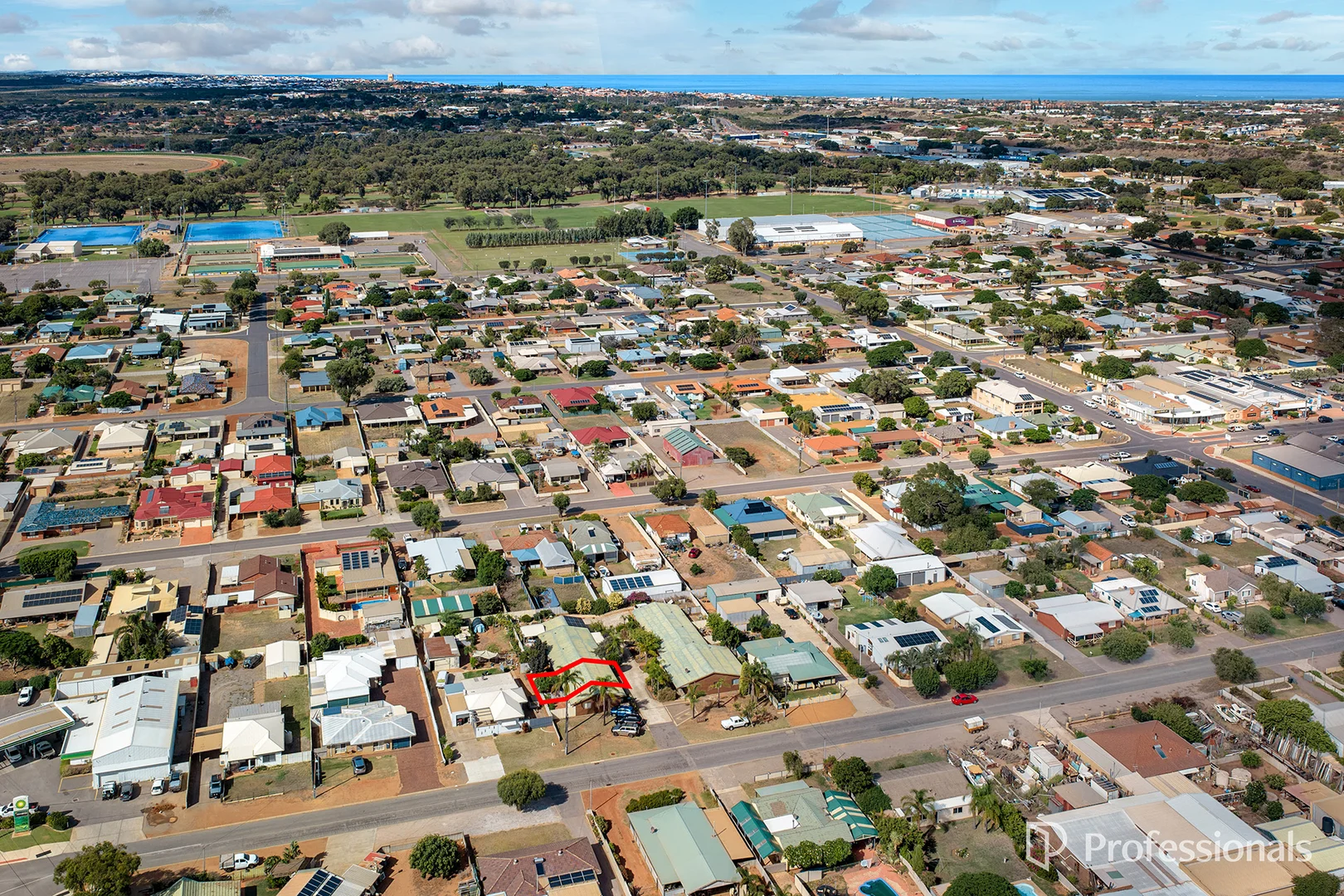 Additional image 14 of 7/270 Fourth Street, Wonthella WA 6530