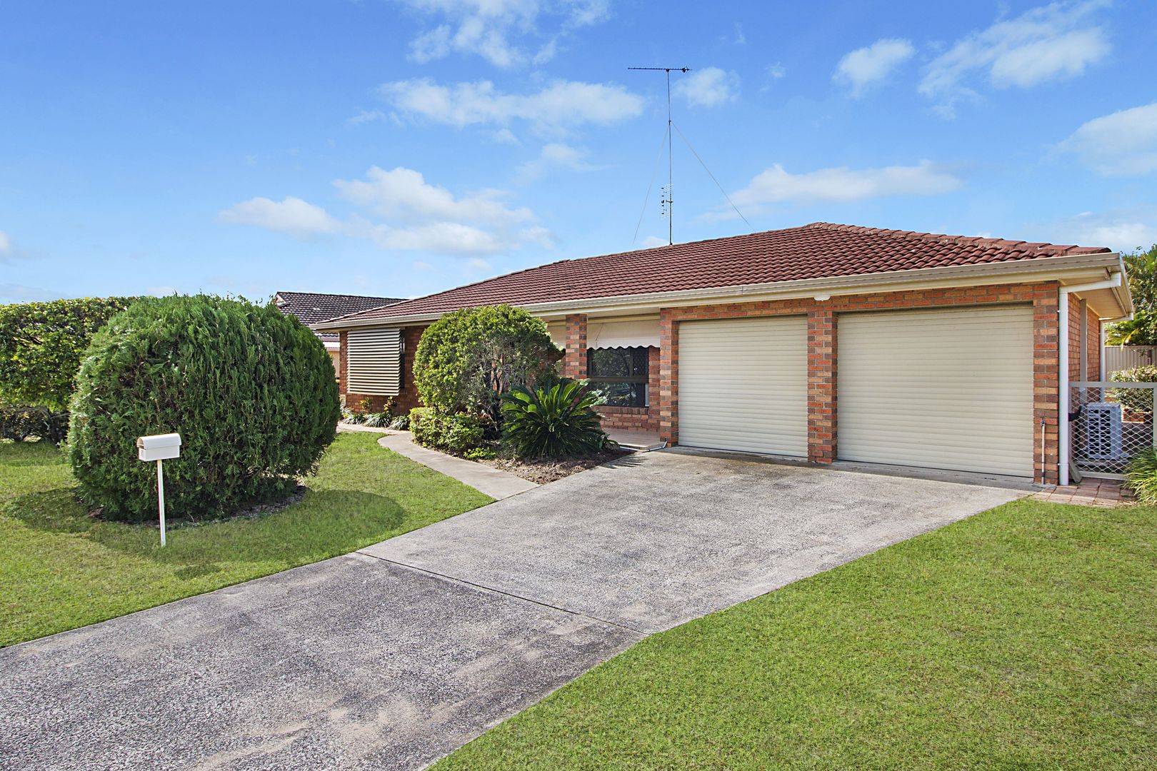 7 Banks Avenue, Tweed Heads NSW 2485 House For Sale Domain