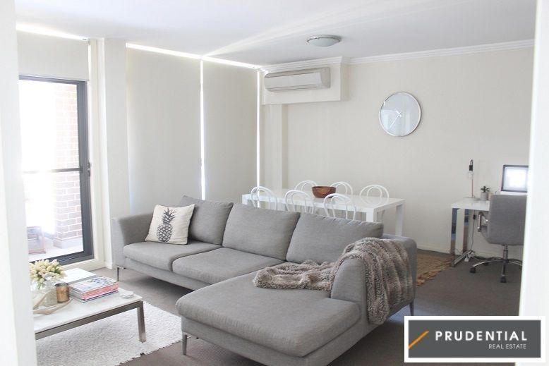 1/12 Parkside Crescent, Campbelltown NSW 2560, Image 1