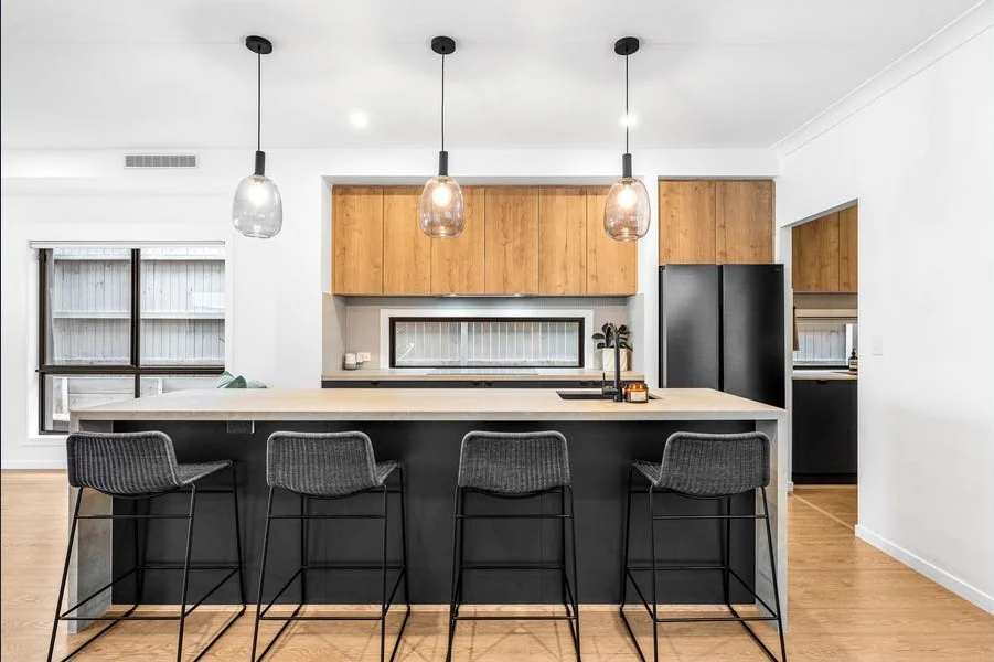 Additional image 6 of Camp Hill QLD 4152