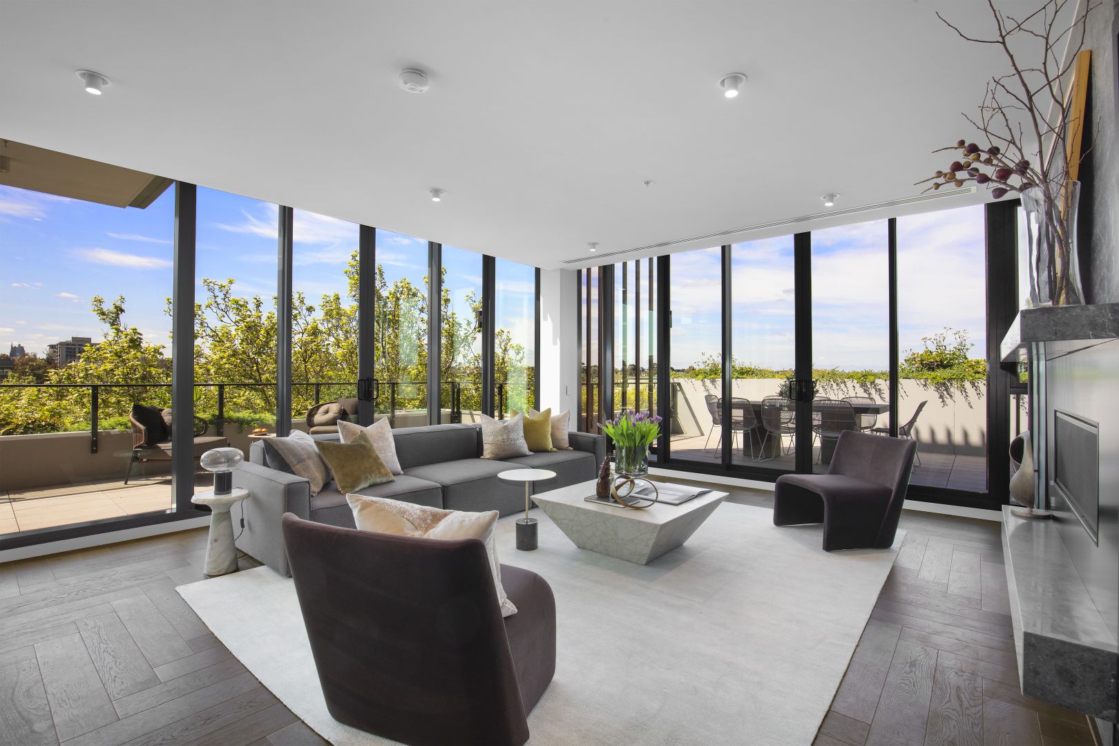 sold-601-339-toorak-road-south-yarra-vic-3141-on-03-dec-2022