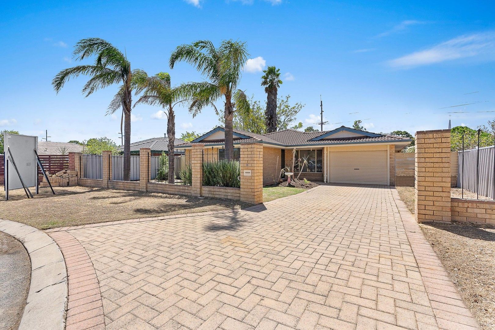 15 LARISSA COURT, Ballajura WA 6066, Image 0