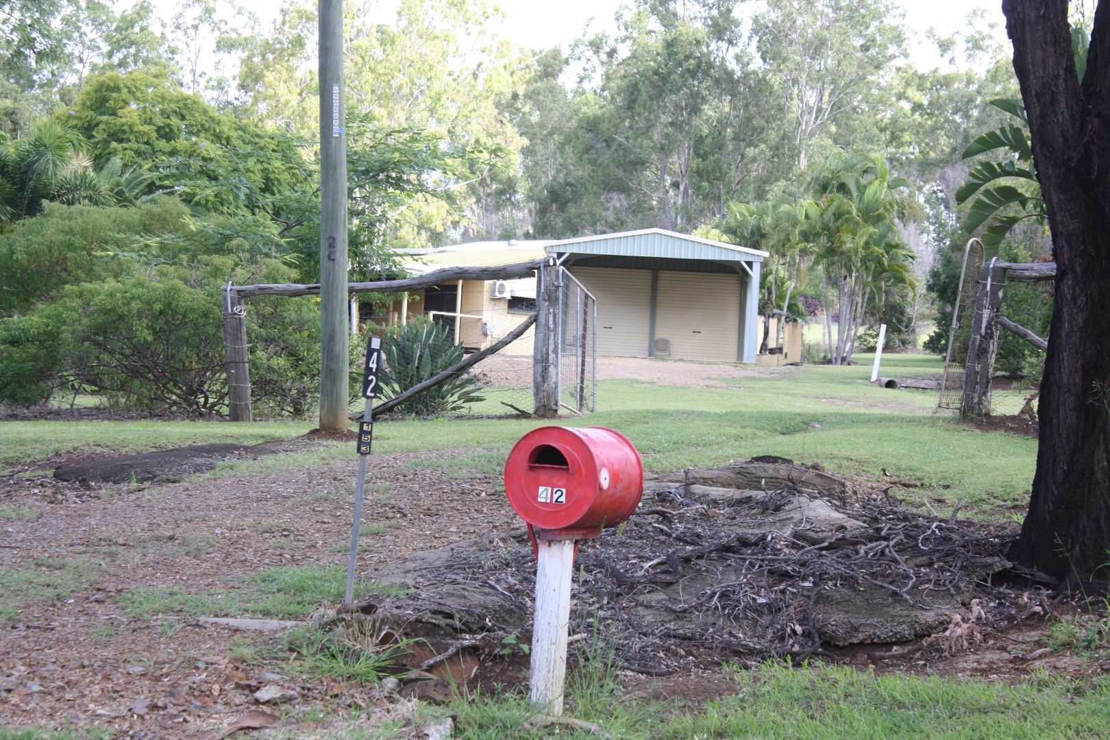 3 bedrooms Acreage / Semi-Rural in 42 Mc Ilwraith rd MCILWRAITH QLD, 4671