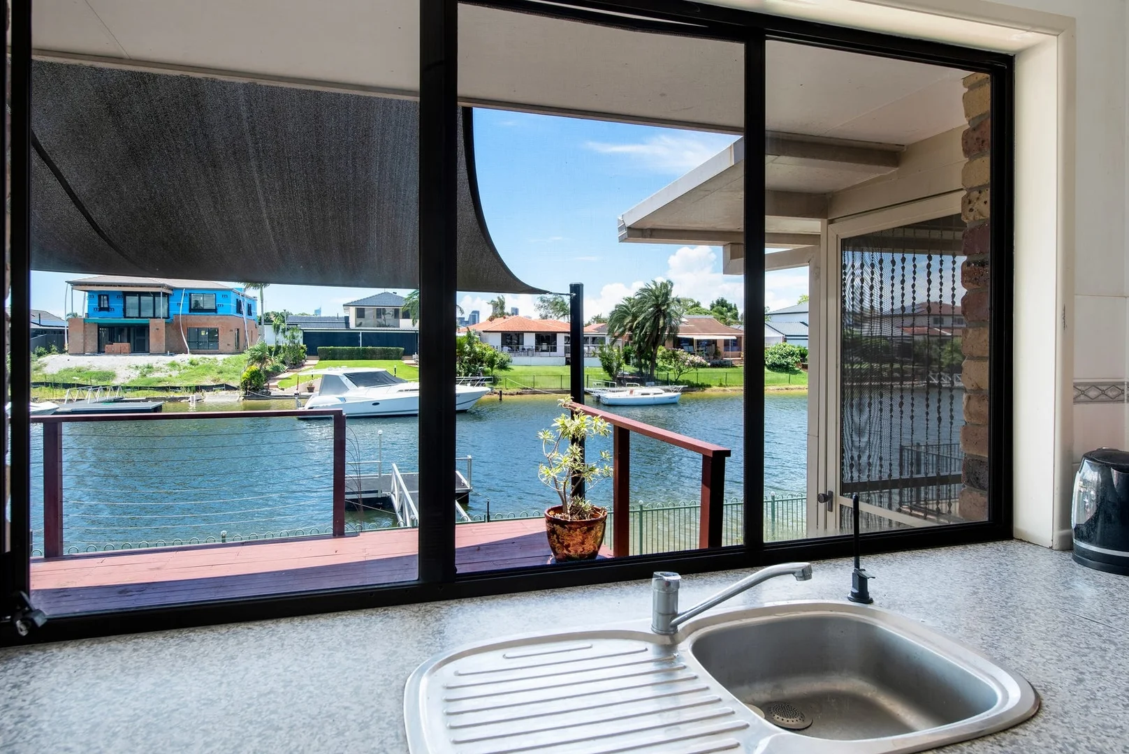 Additional image 7 of 28 Pilot Court, Mermaid Waters QLD 4218